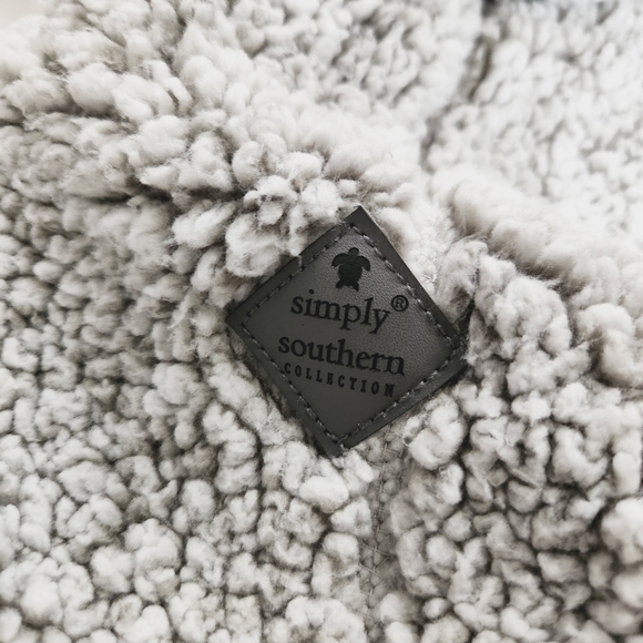 SIMPLY SOUTHERN COLLECTION GREY GRAY SHERPA PULL OVER SWEATER SM S SMALL - Picture 3 of 7